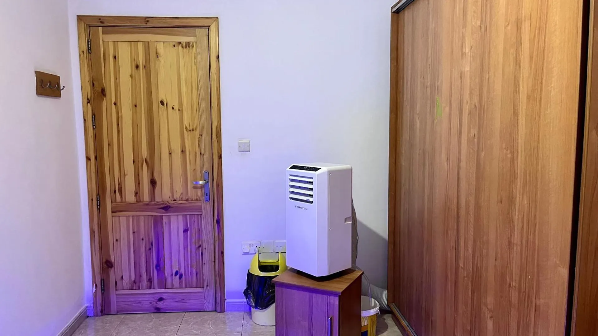 Private Double Room In Shared Home, Perfect Location! Saint Julian's Apartment